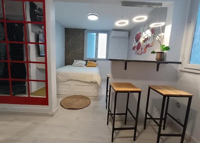 Bagnol Chill - 4 Personne - 30 Mn Avignion Apartment